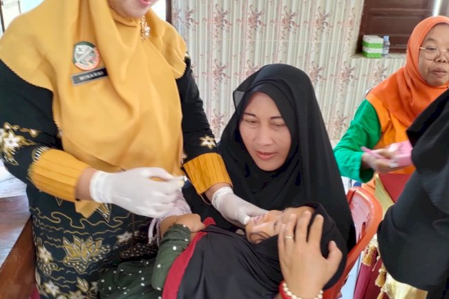 Pelaksanaan Sub Pin Polio Putaran 1 Desa Taskombang