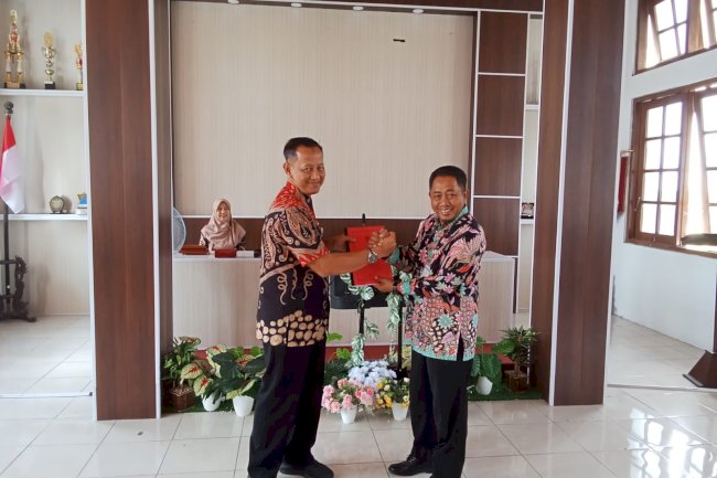Serah Terima Jabatan Camat Manisrenggo