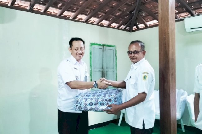 Purna Tugas Bapak Suwardi Sekretaris Desa Solodiran