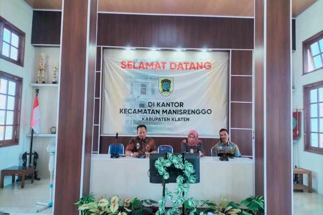 Monitoring Pelayanan Publik Kecamatan Manisrenggo