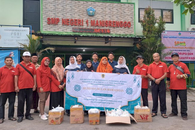 Kecamatan Manisrenggo berbagi Takjil Bersama