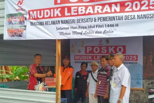Bantuan Logistik Di 3 (tiga) Titik Posko Di Wilayah Kecamatan Manisrenggo