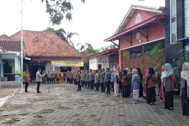 Pelaksanaan Upacara Peringatan Hari Lahir Pancasila Tahun 2025 Kecamatan Manisrenggo