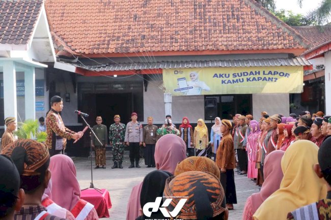 Pemerintah Kecamatan Manisrenggo menyelenggarakan Upacara Hadeging Klaten dalam rangka memperingati Hari Ulang Tahun (HUT) Kabupaten Klaten ke-221 Tahun 2025