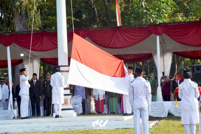 Pengibaran Bendera Merah Putih dalam rangka memperingati Detik-Detik Proklamasi Kemerdekaan Republik Indonesia ke-80 Tahun 2025