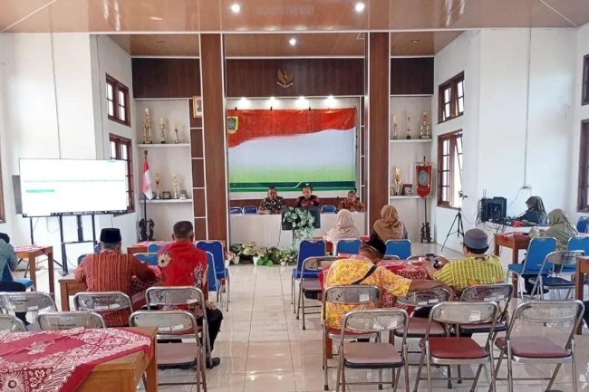 Rapat pembubaran Panitia HUT Pemda Klaten ke-221 dan HUT Ke-80 Republik Indonesia Tahun 2025 Kecamatan Manisrenggo