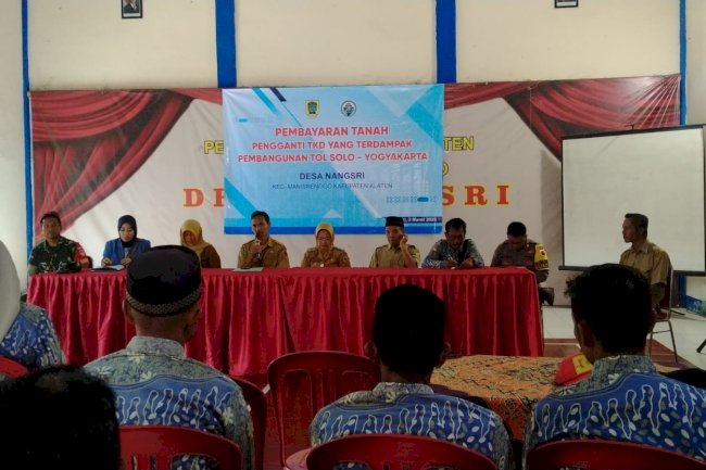 Tim Kecamatan Manisrenggo menghadiri acara Pembayaran Tanah Pengganti Tanah Kas Desa (TKD) di Desa Nangsri Kecamatan  Manisrenggo
