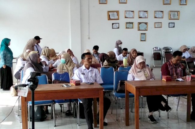 Rapat Evaluasi Capaian Semester I dan Menyusun Rencana Kerja Percepatan Semester II Tahun 2026 dalam Pelaksanaan Aksi Konvergensi UpayaPencegahan dan Percepatan Penurunan Stunting secara Daring Kecamatan Manisrenggo