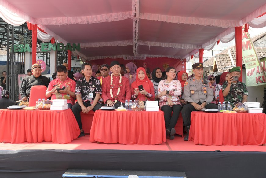 Ribuan Orang Tumpah Ruah Saksikan Kirab Budaya Kecamatan Manisrenggo