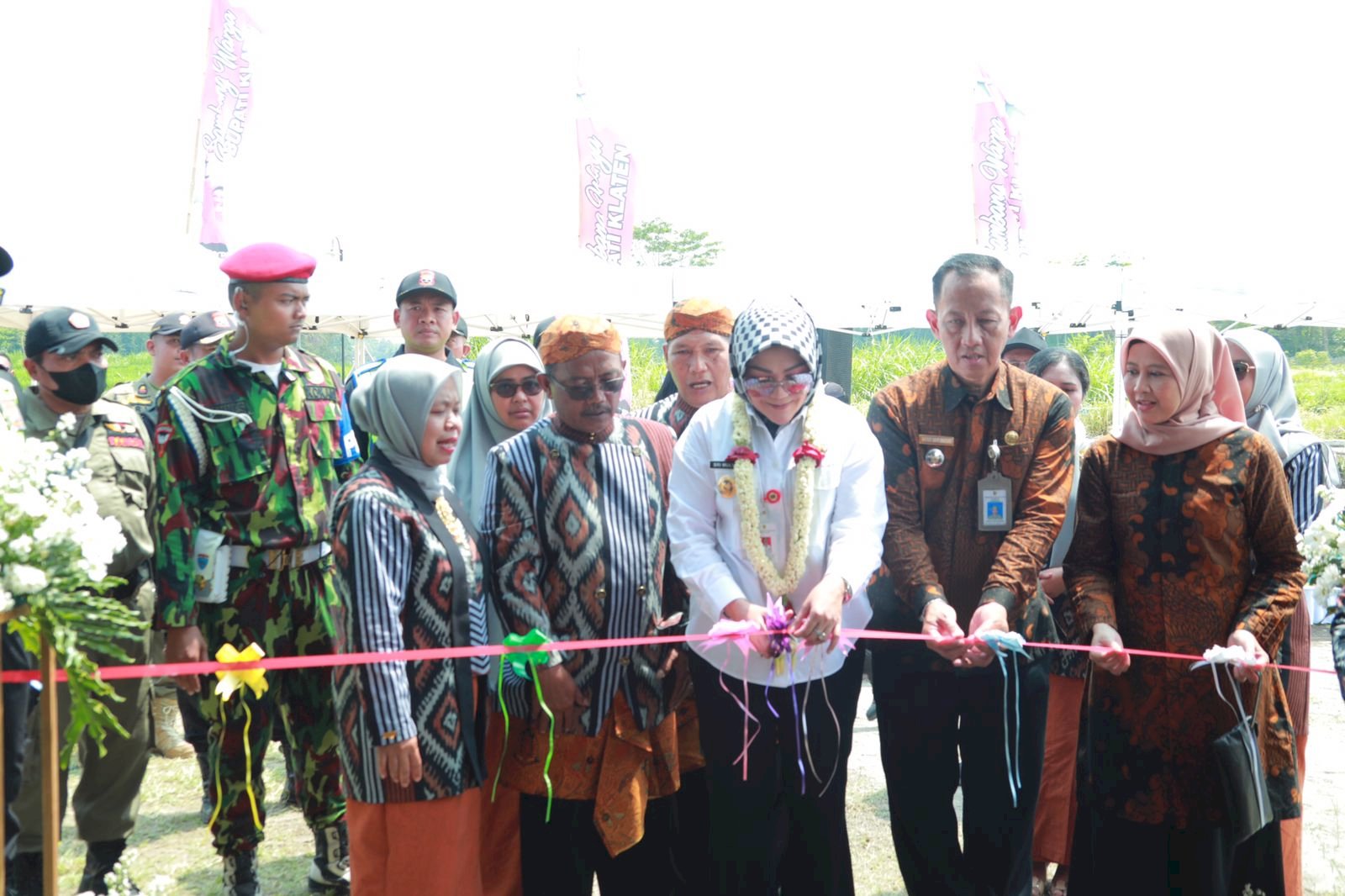 PeresmianTaman Buah Tlatar Oleh Bupati Klaten