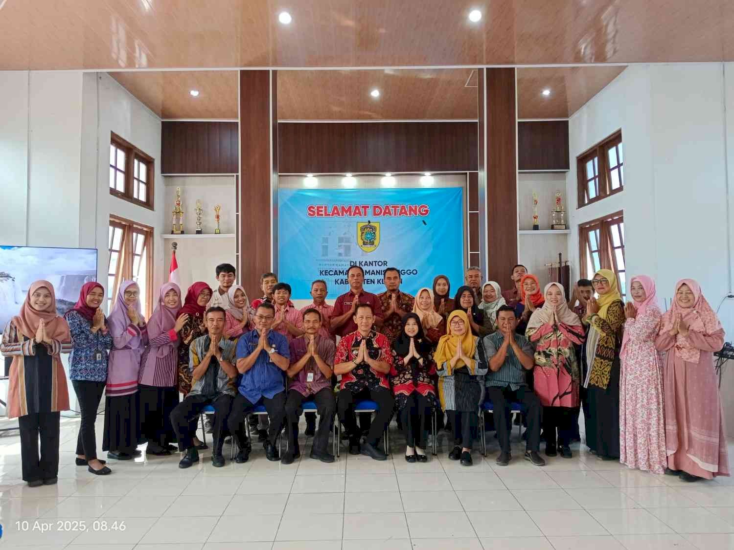 Pemerintah Kecamatan Manisrenggo mengucapkan Selamat Hari Raya Idul Fitri 1446 H