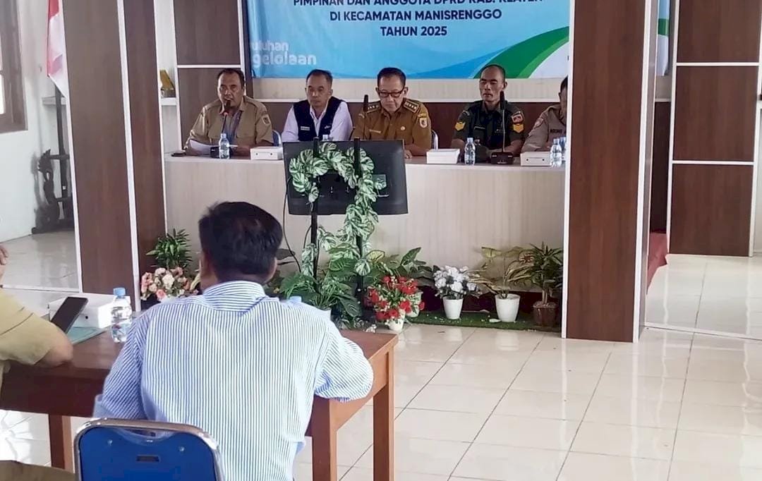 Mini lokakarya yang membahas penanganan stunting dan pelaksanaan program GENTING (Gerakan Orang Tua Asuh Cegah Stunting) Kecamatan Manisrenggo