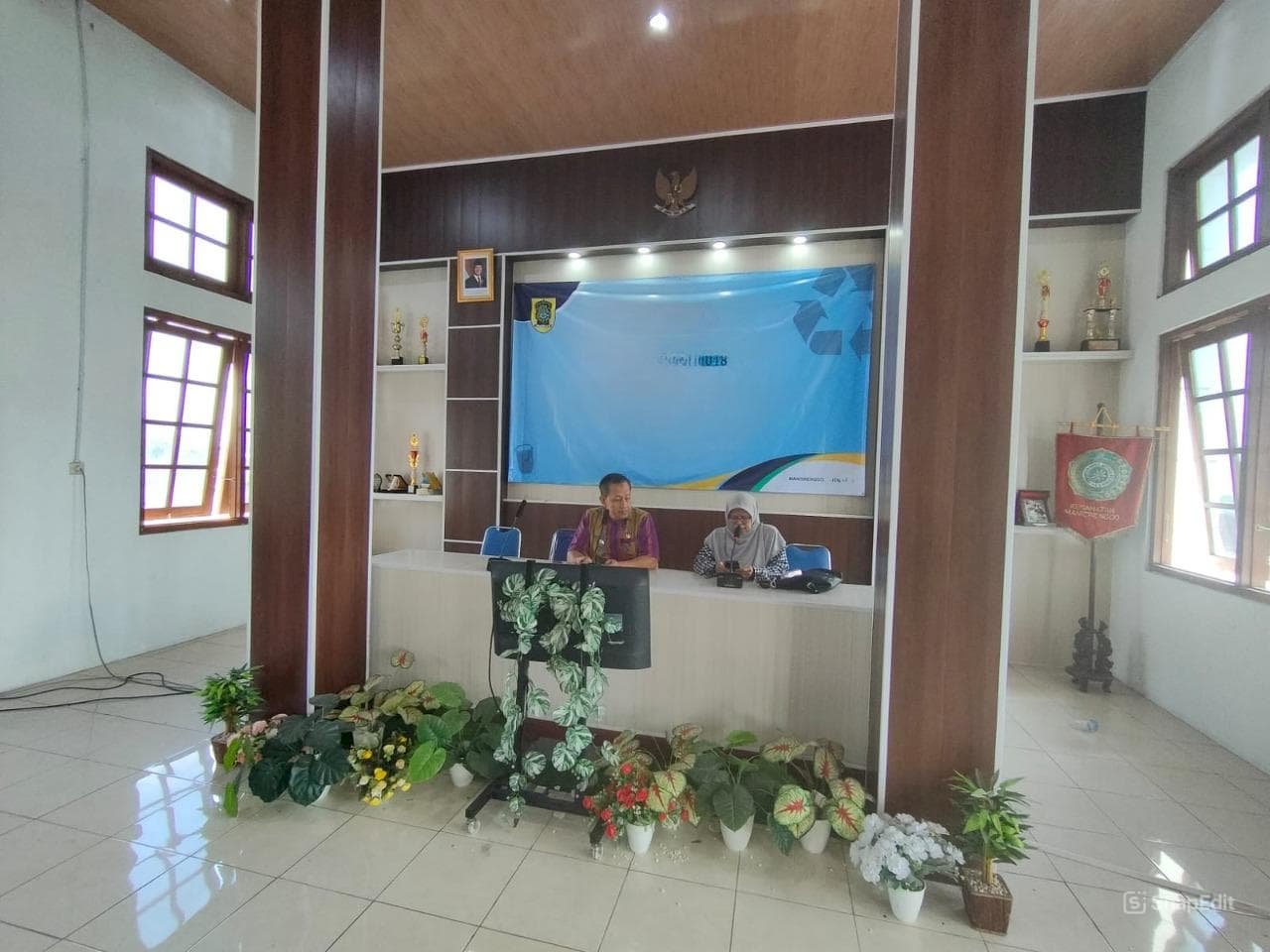 Penerimaan Mahasiswa dari Universitas Pembangunan Nasional (UPN) Veteran Yogyakarta untuk melaksanakan program Kuliah Kerja Nyata di Wilayah Kecamatan Manisrenggo
