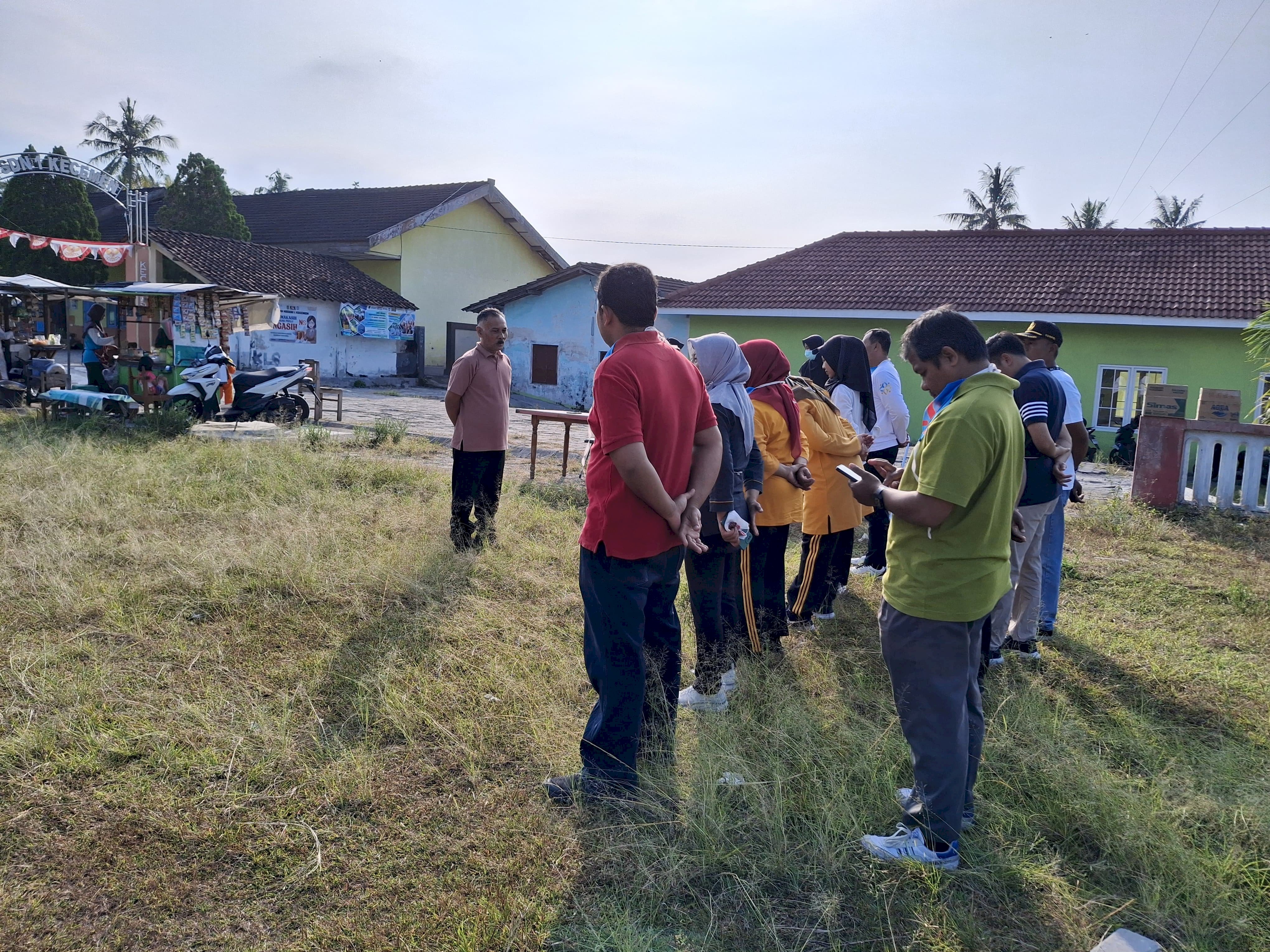 Pemerintah Kecamatan Manisrenggo mengikuti Rockport atau Tes Kebugaran Jasmani 
