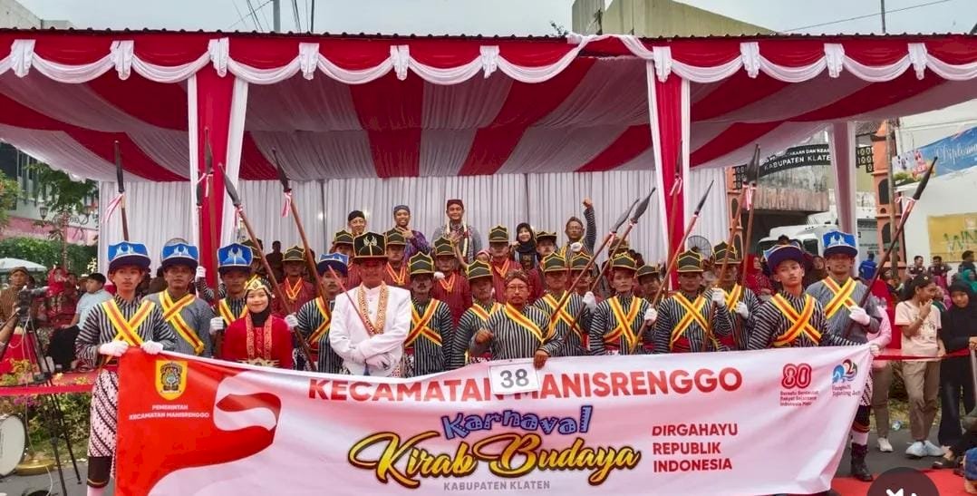 Kontingen Kecamatan Manisrenggo mengikuti Karnaval Budaya Kabupaten Klaten Tahun 2025