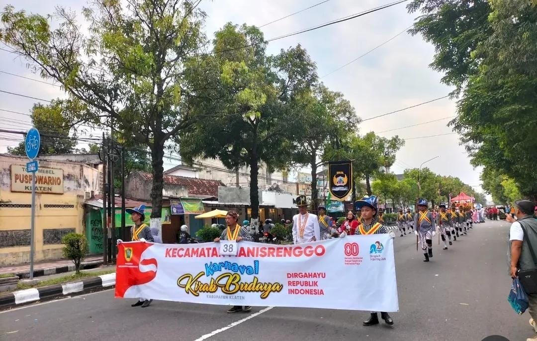 Kontingen Kecamatan Manisrenggo mengikuti Karnaval Budaya Kabupaten Klaten Tahun 2025
