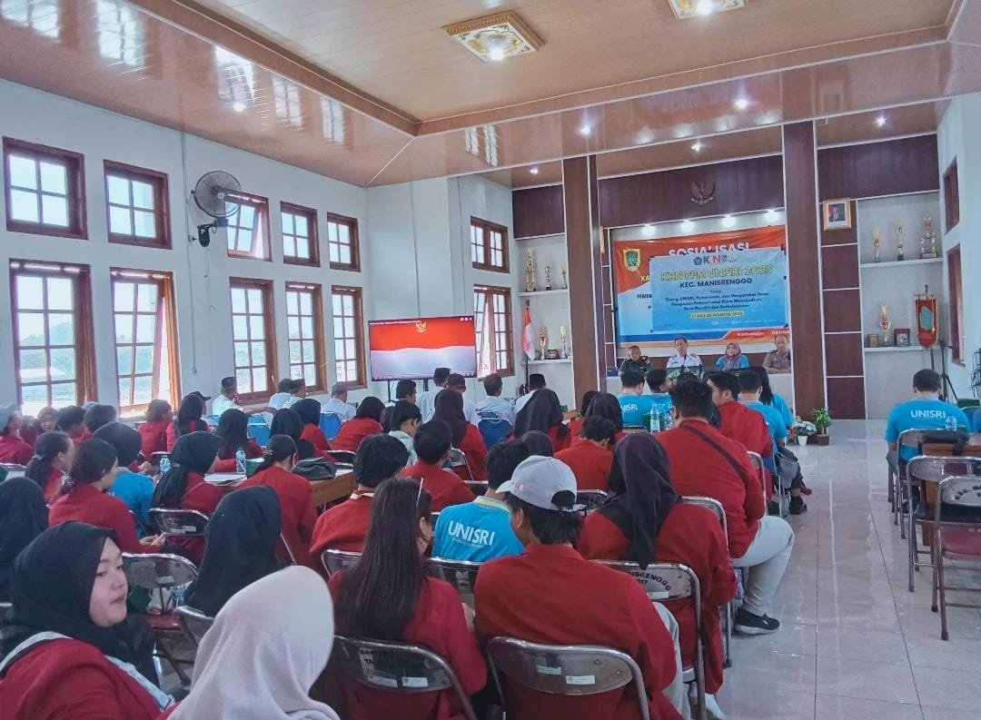 Seremonial penarikan mahasiswa KKN Universitas Slamet Riyadi (UNISRI) Surakarta dari Wilayah Kecamatan Manisrenggo
