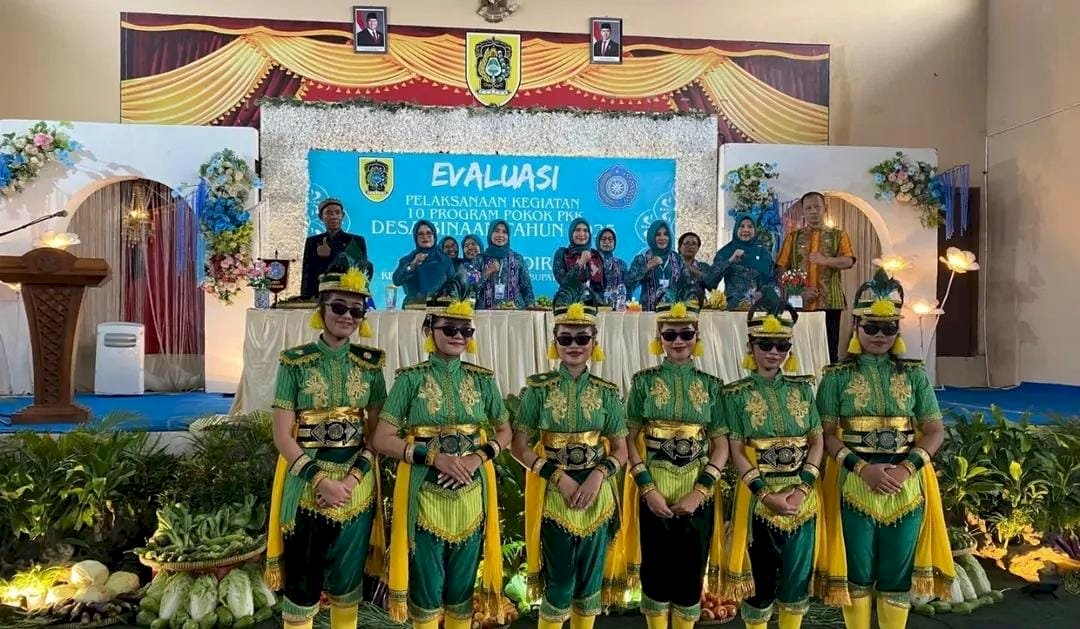 Penerimaan Evaluasi pelaksanaan Kegiatan 10 program pokok PKK Desa Binaan Tahun 2025 Kecamatan Manisrenggo