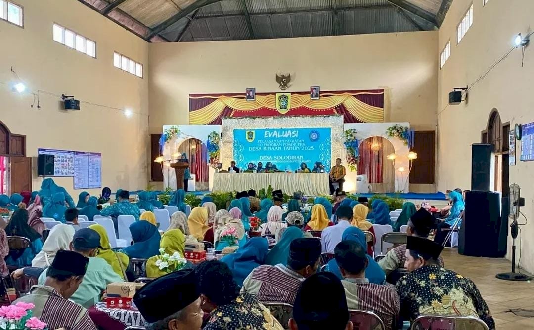 Penerimaan Evaluasi pelaksanaan Kegiatan 10 program pokok PKK Desa Binaan Tahun 2025 Kecamatan Manisrenggo