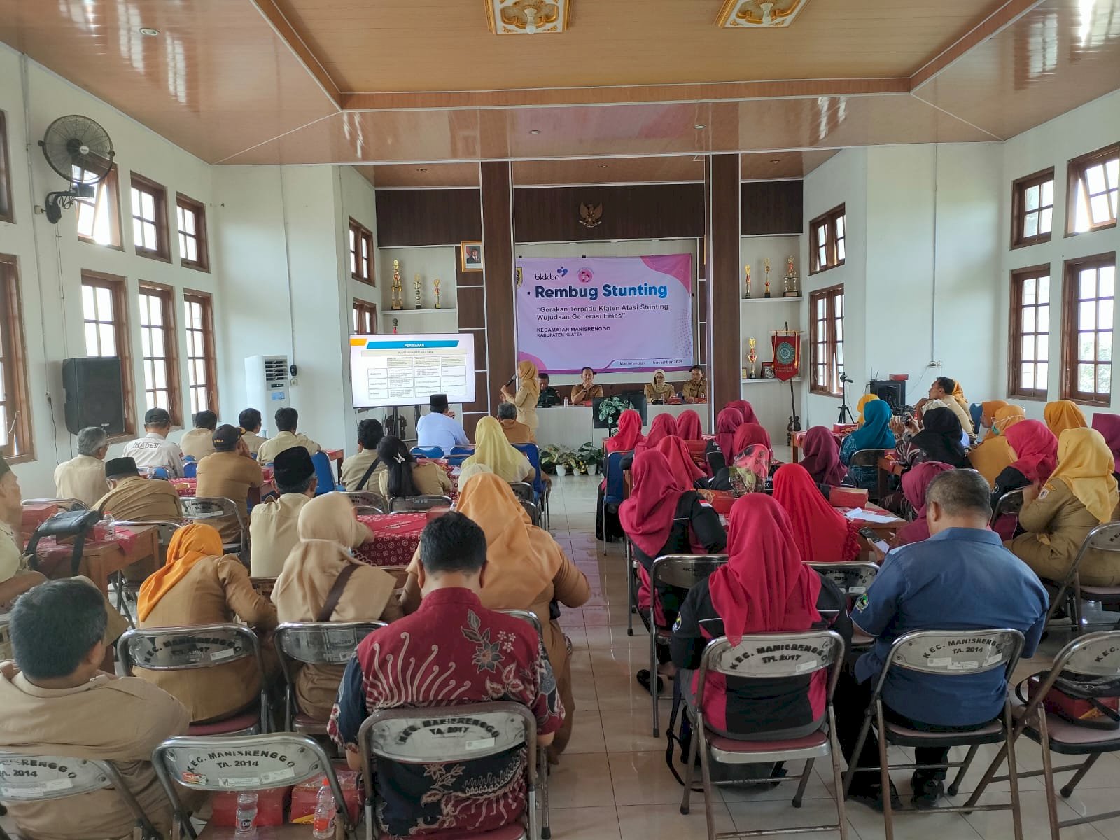 Rembug Stunting dalam rangka "Gerakan Terpadu Klaten Atasi Stunting Wujudkan Generasi Emas" Kecamatan Manisrenggo