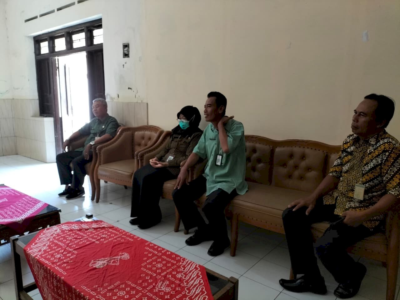 Monitoring dan Evaluasi Pakaian Dinas Pegawai ASN dan Non ASN di Kecamatan Manisrenggo