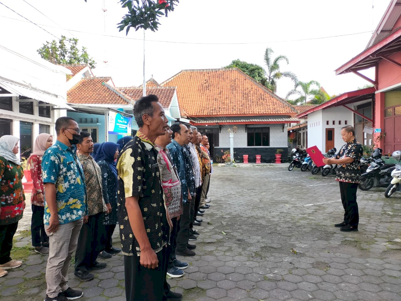 Apel Pagi Karyawan dan Karyawati Kecamatan Manisrenggo