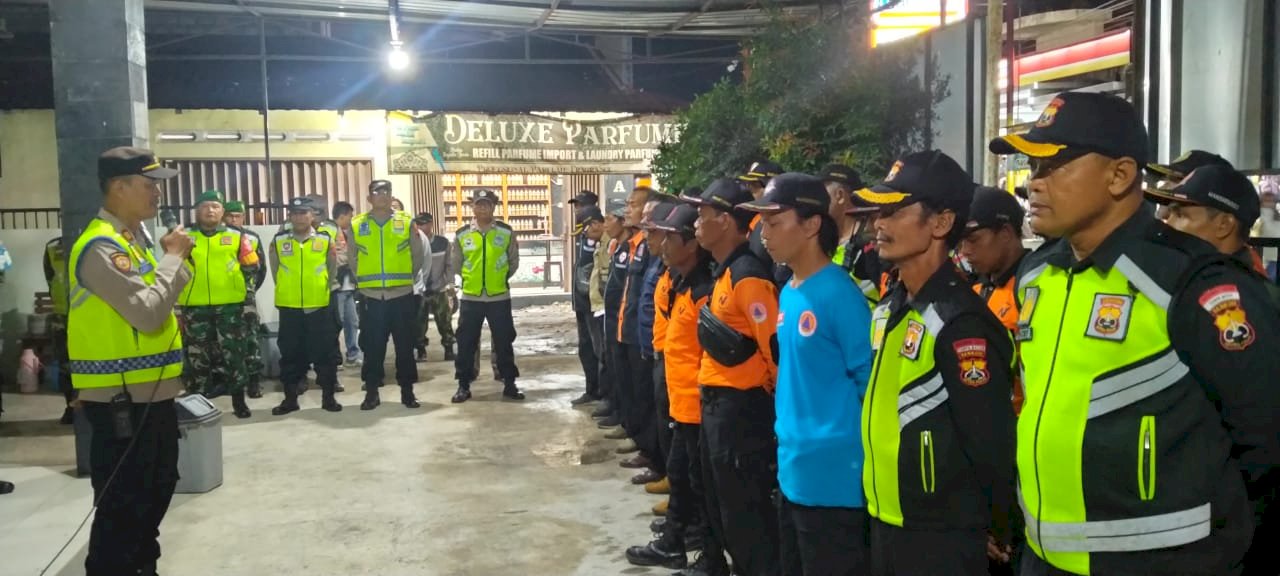 Apel Siaga Pengamanan Malam Tahun Baru 2025/2026 Kecamatan Manisrenggo