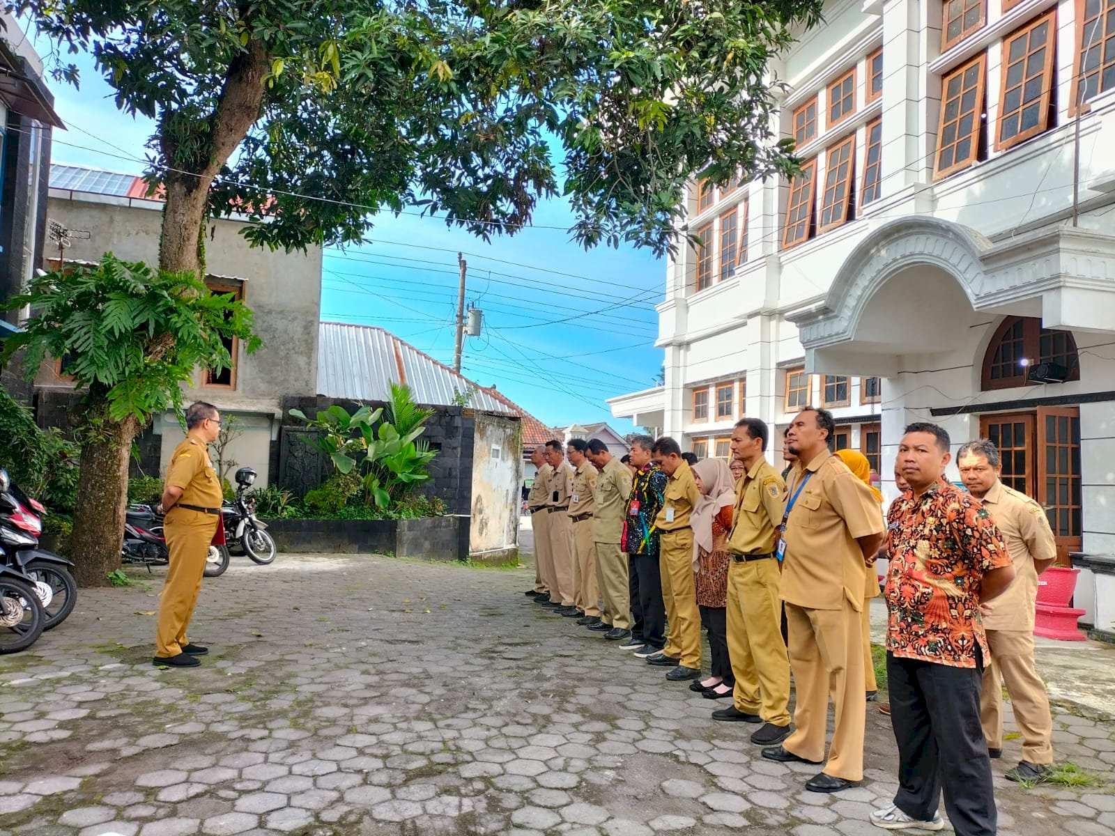 Apel Pagi Karyawan dan Karyawati Kecamatan Manisrenggo