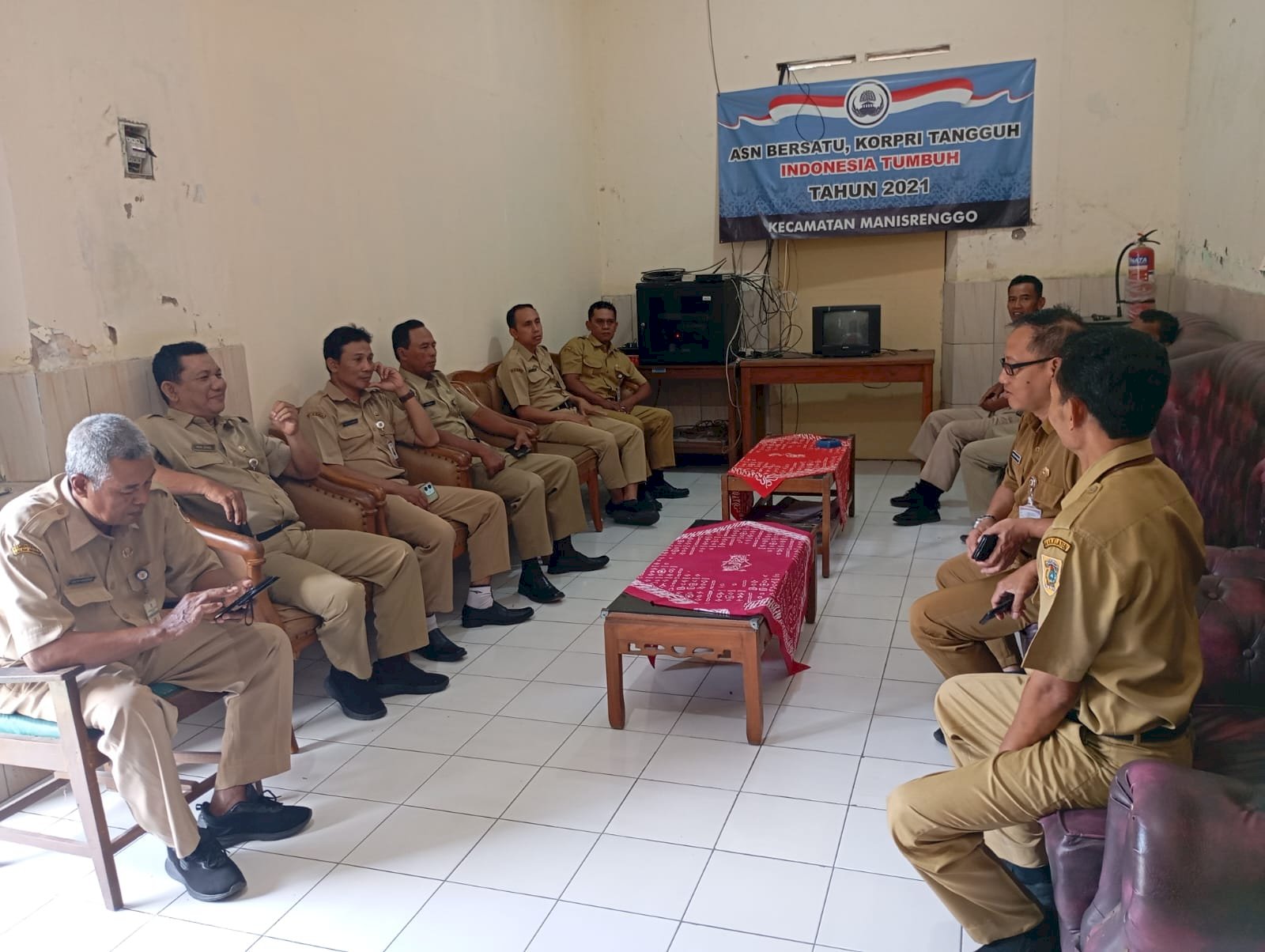Rapat Koordinasi Internal ASN Kecamatan Manisrenggo