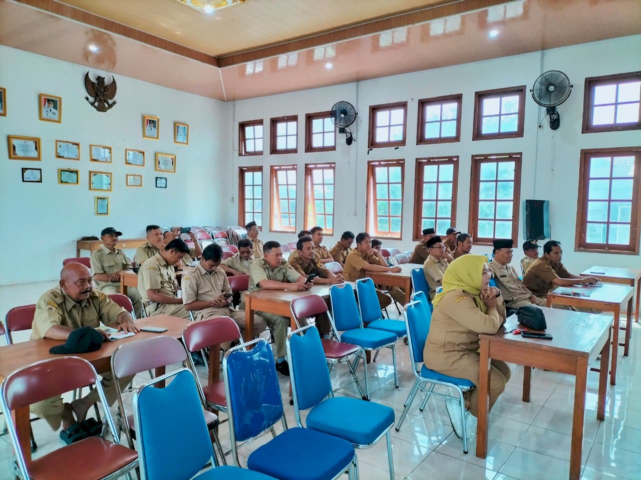 Sosialisasi dan Distribusi Surat Pemberitahuan Pajak Terutang (SPPT) Pajak Bumi dan Bangunan Perdesaan dan Perkotaan (PBB-P2) Tahun 2026 Kecamatan Manisrenggo