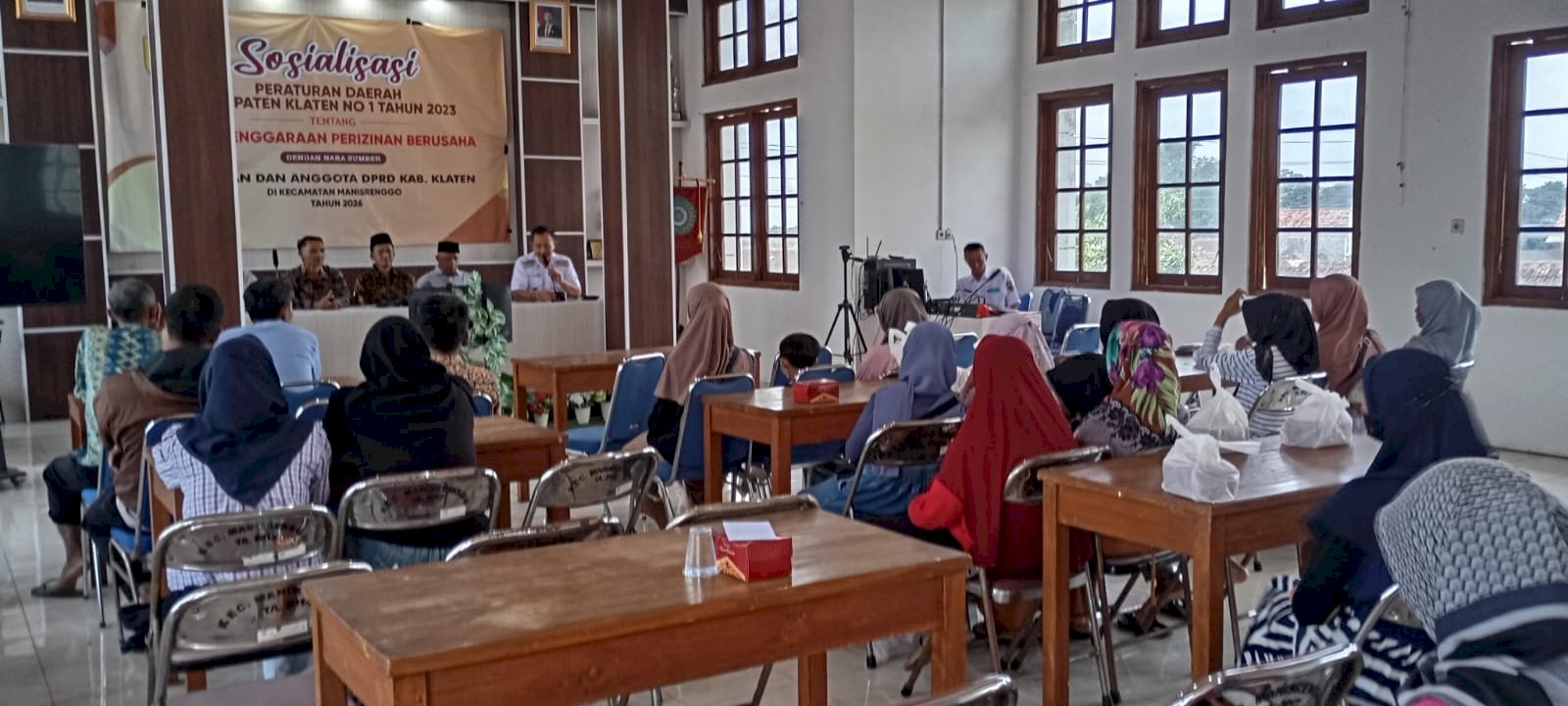 Sosialisasi Peraturan Daerah Kabupaten Klaten Nomor 1 Tahun 2023 tentang Penyelenggaraan Perizinan Berusaha Kecamatan Manisrenggo