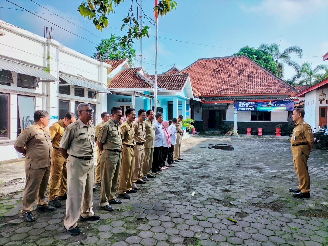 Apel Pagi Karyawan dan Karyawati Kecamatan Manisrenggo Maret 2026