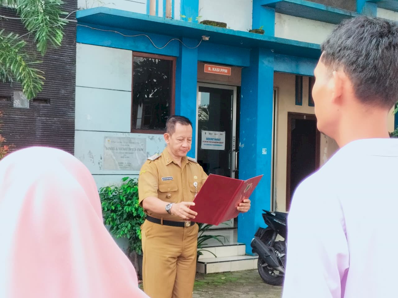 Pelaksanaan Apel Pagi Kecamatan Manisrenggo Minggu Pertama Bulan April 2026