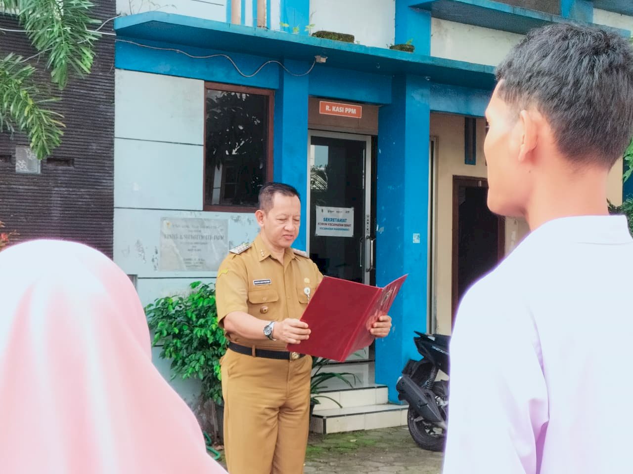 Pelaksanaan Apel Pagi Kecamatan Manisrenggo Minggu Pertama Bulan April 2026