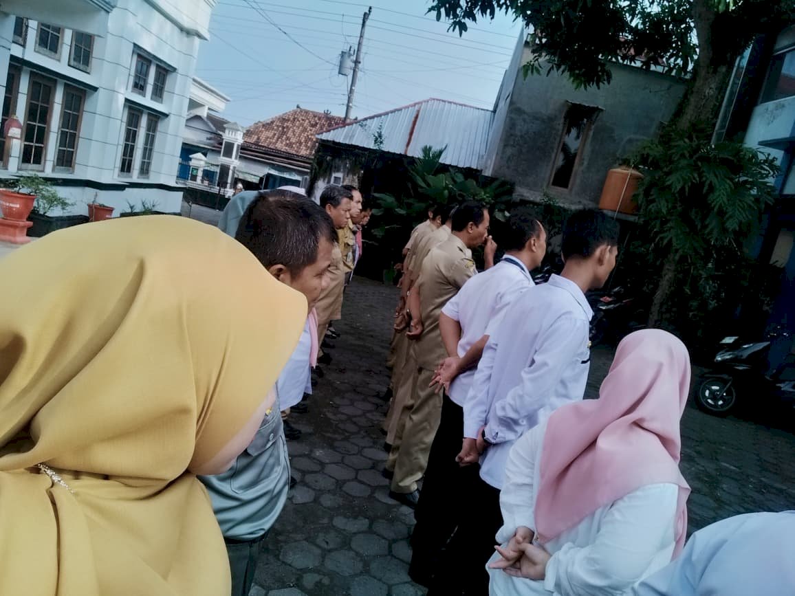 Pelaksanaan Apel Pagi Kecamatan Manisrenggo Minggu Pertama Bulan April 2026