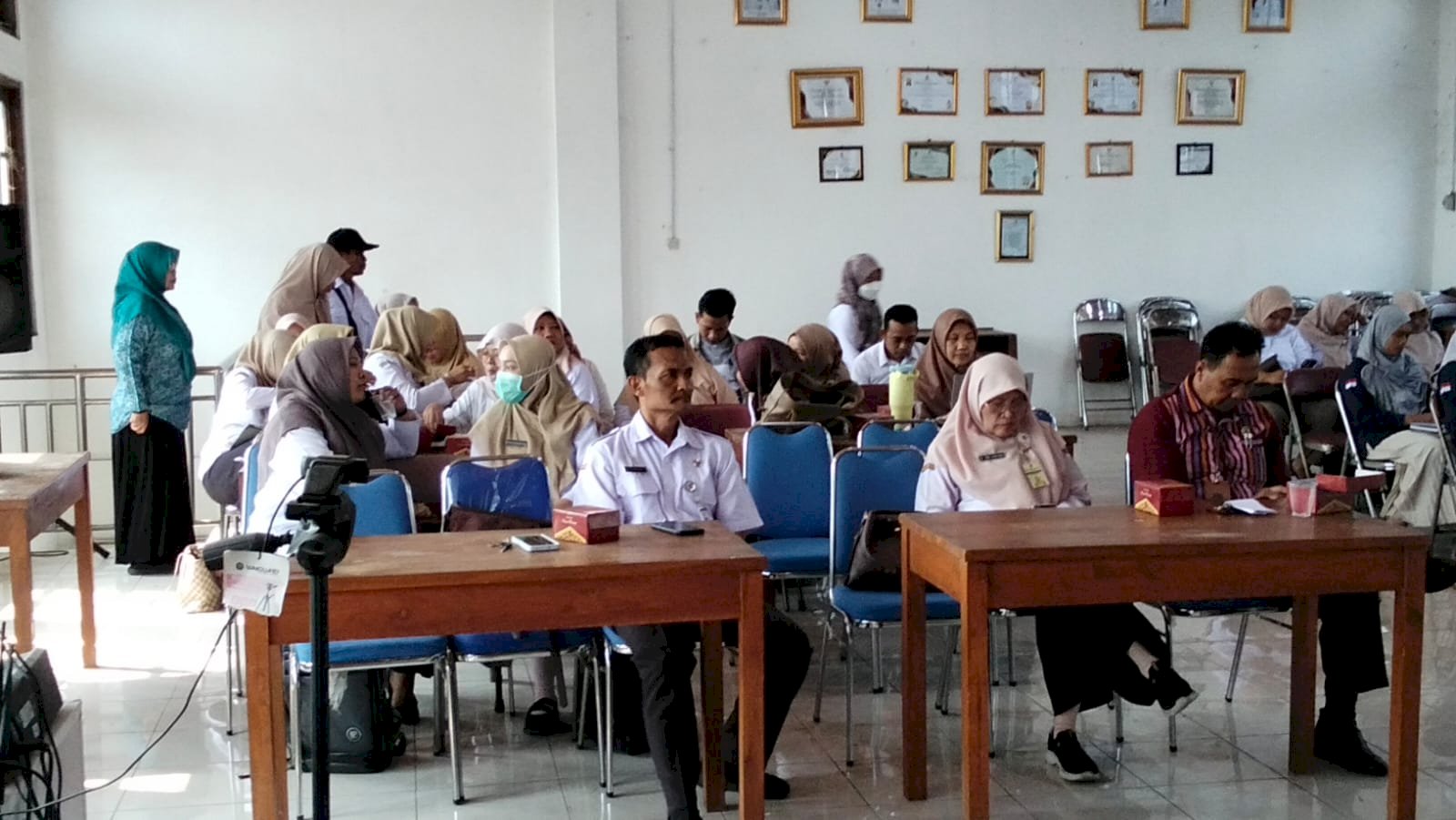 Rapat Evaluasi Capaian Semester I dan Menyusun Rencana Kerja Percepatan Semester II Tahun 2026 dalam Pelaksanaan Aksi Konvergensi UpayaPencegahan dan Percepatan Penurunan Stunting secara Daring Kecamatan Manisrenggo