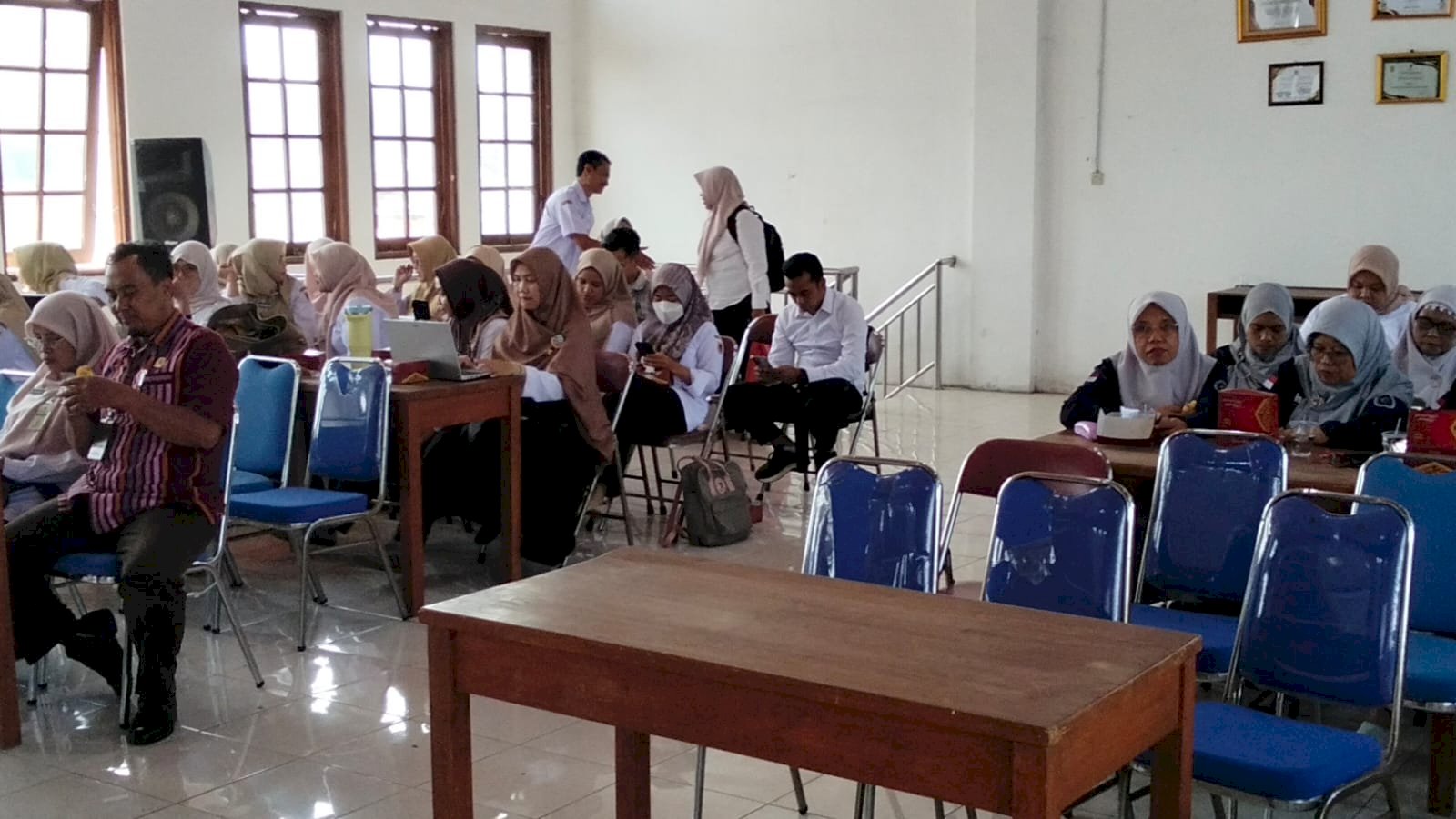 Rapat Evaluasi Capaian Semester I dan Menyusun Rencana Kerja Percepatan Semester II Tahun 2026 dalam Pelaksanaan Aksi Konvergensi UpayaPencegahan dan Percepatan Penurunan Stunting secara Daring Kecamatan Manisrenggo