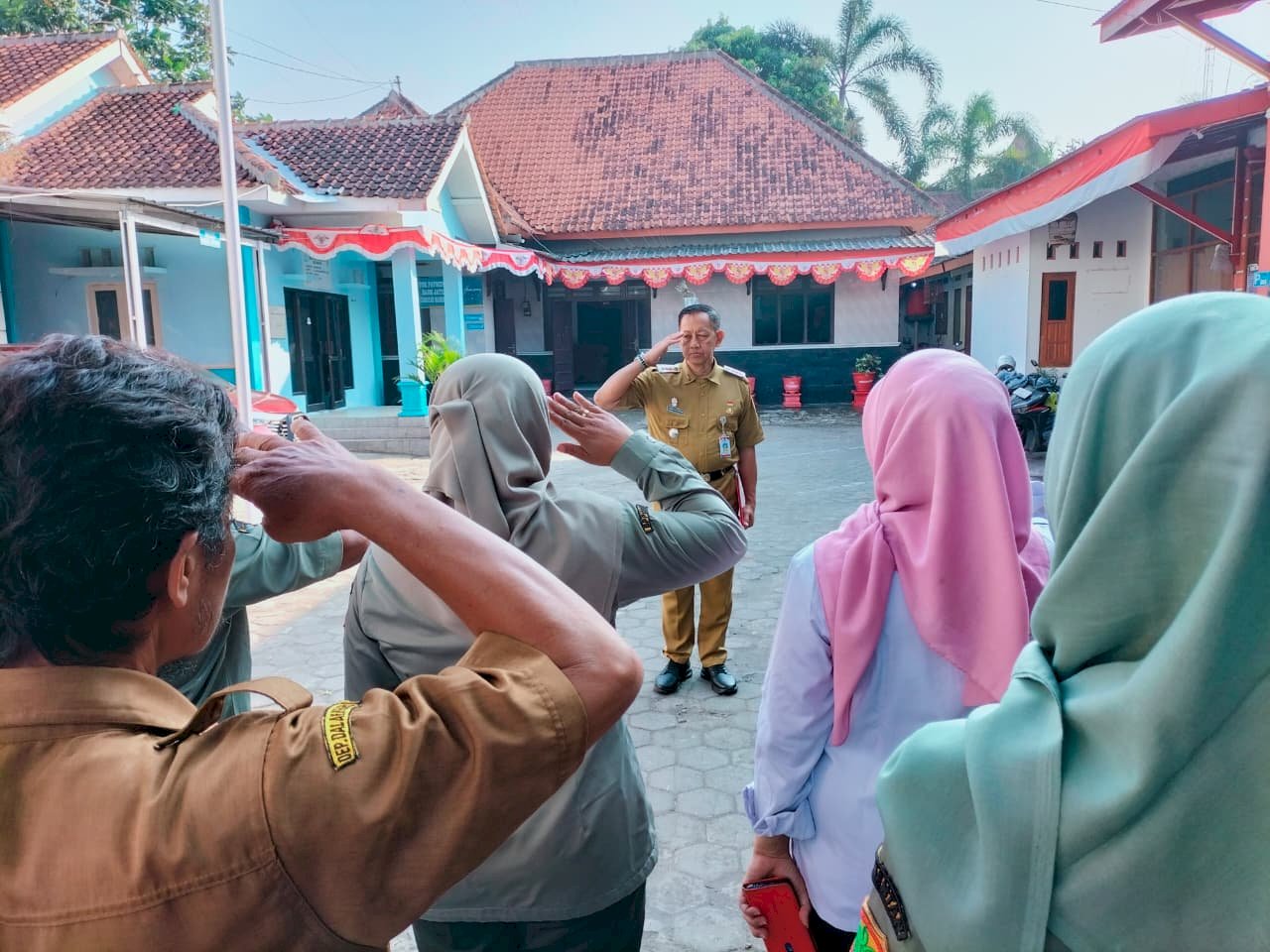 Apel Pagi Karyawan dan Karyawati Kecamatan Manisrenggo Minggu pertama Bulan Agustus 2026