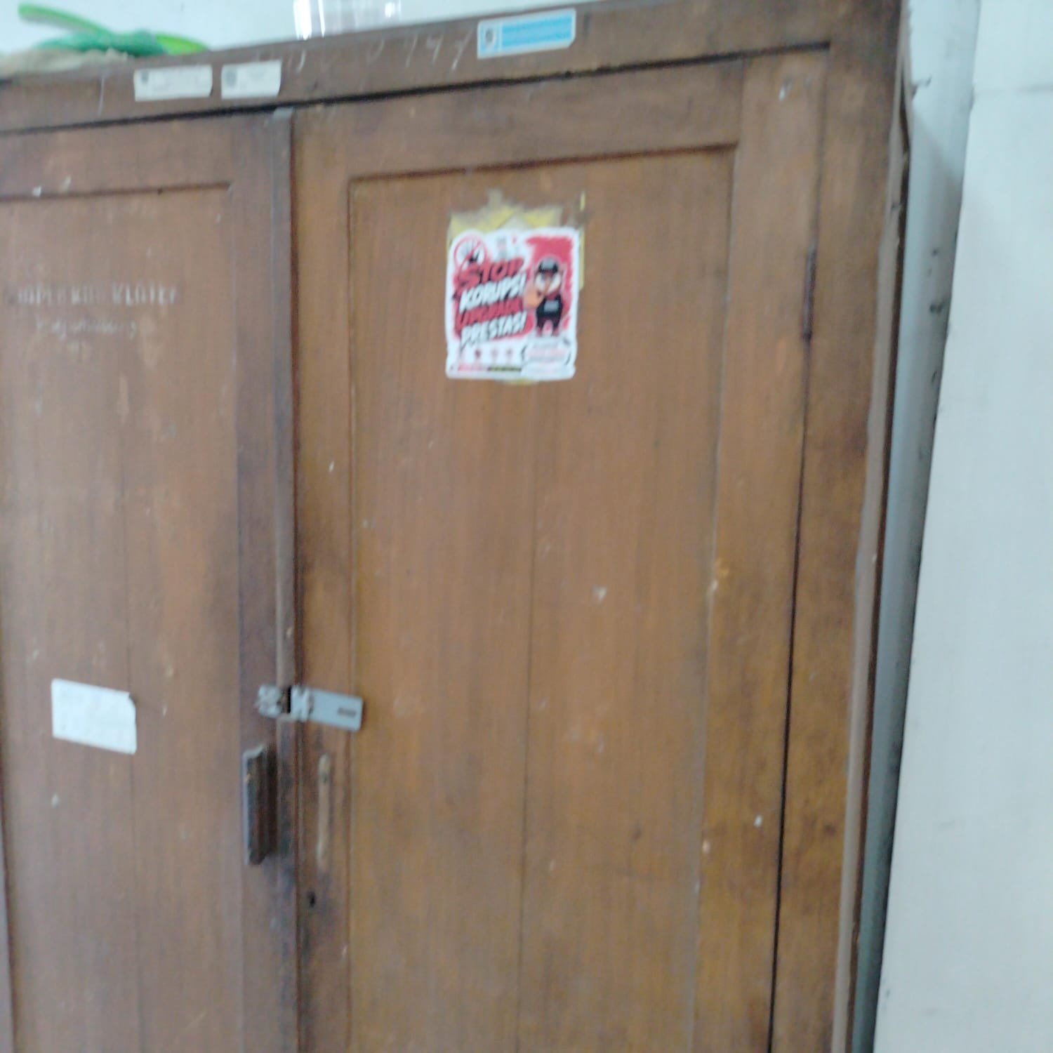 Apel Integritas dan Pemasangan Banner & Stiker Antikorupsi Kecamatan Manisrenggo