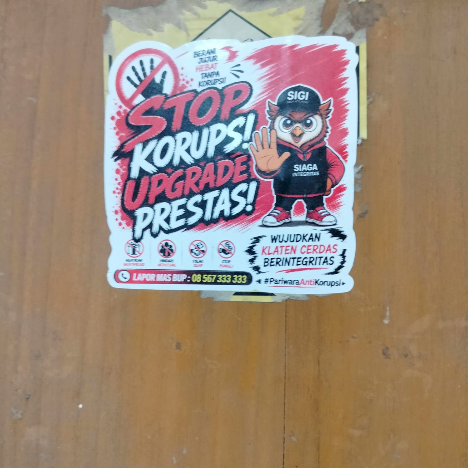 Apel Integritas dan Pemasangan Banner & Stiker Antikorupsi Kecamatan Manisrenggo