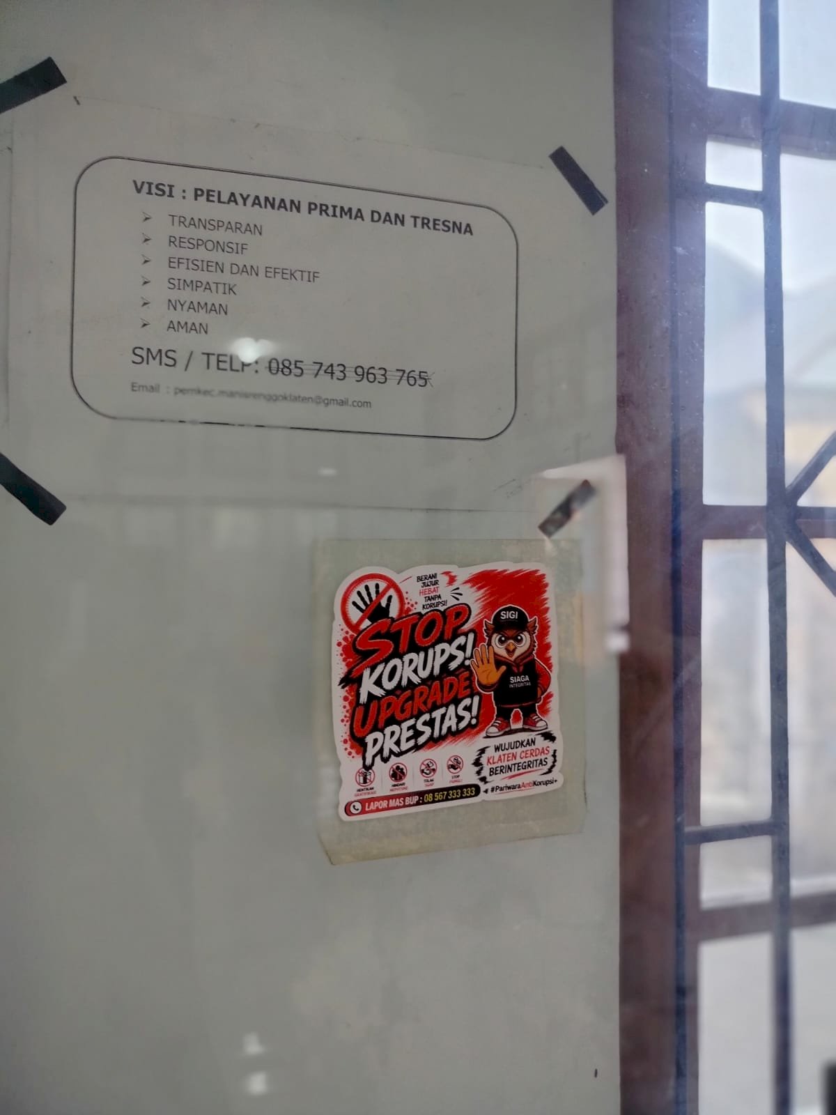 Apel Integritas dan Pemasangan Banner & Stiker Antikorupsi Kecamatan Manisrenggo