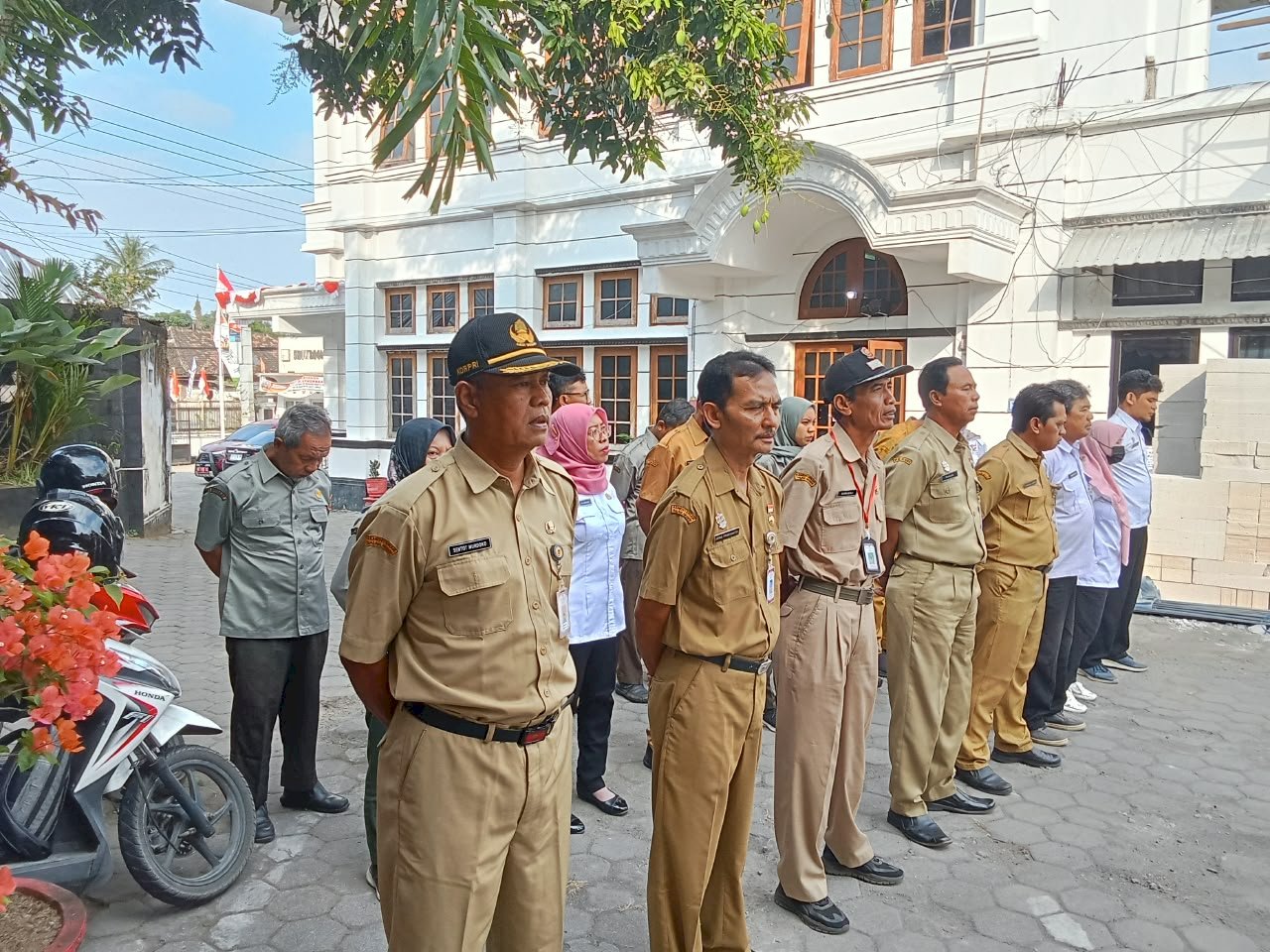 Apel Pagi Karyawan dan Karyawati Kecamatan Manisrenggo