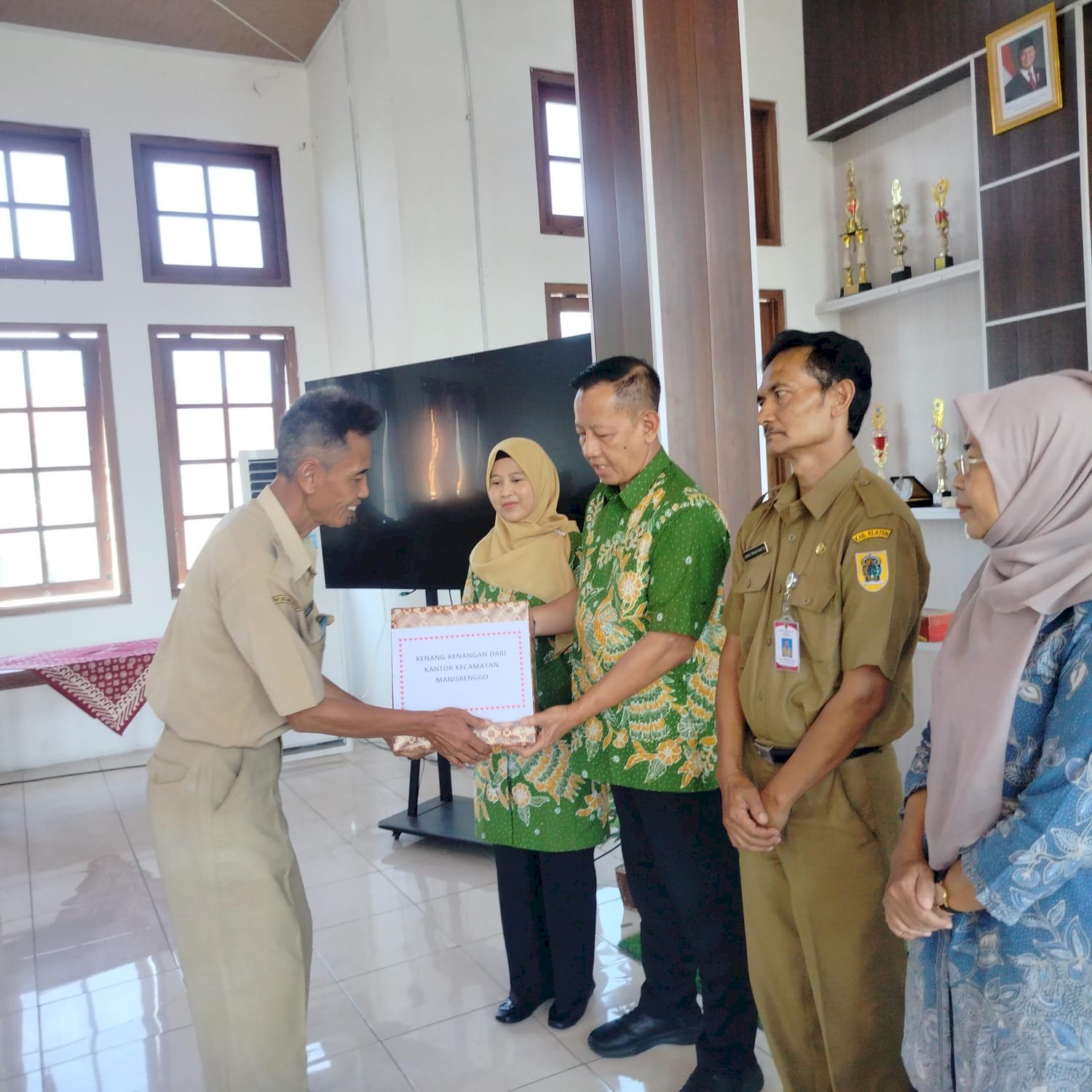 Serah Terima Jabatan dan Lepas Sambut Camat Manisrenggo dan Sekretaris Kecamatan Manisrenggo Tahun 2026