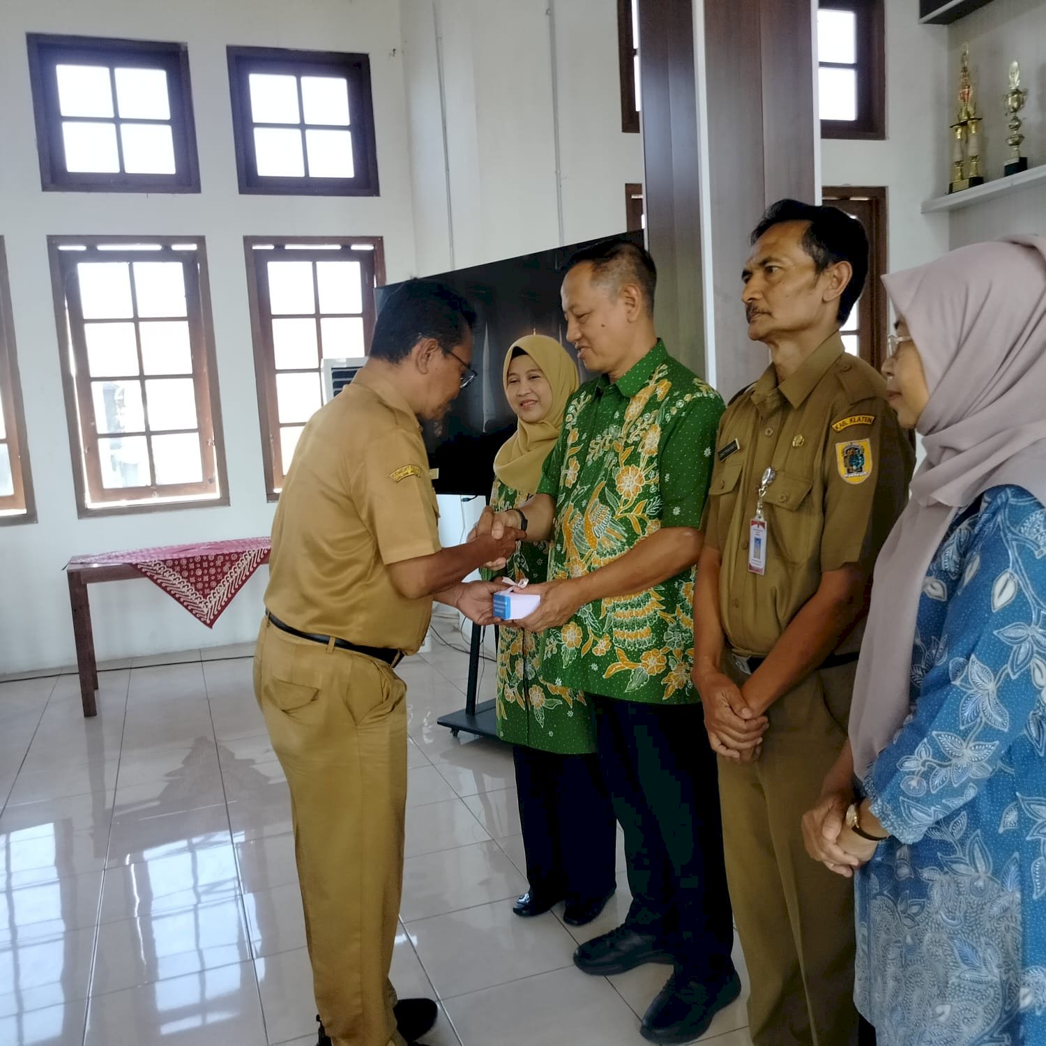 Serah Terima Jabatan dan Lepas Sambut Camat Manisrenggo dan Sekretaris Kecamatan Manisrenggo Tahun 2026