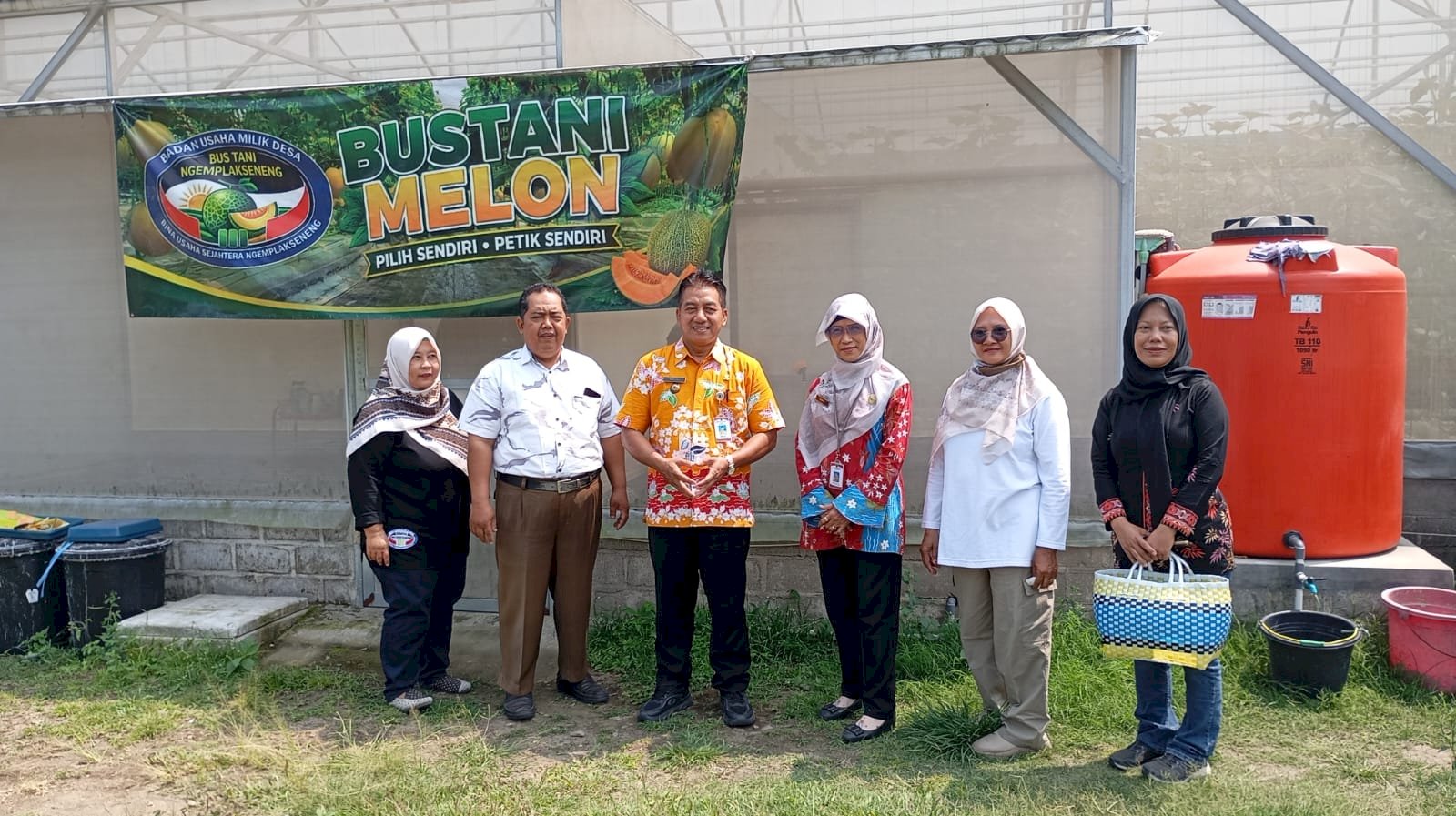 Pengembangan Melon "Bustani Melon" Desa Ngemplakseneng, Kecamatan Manisrenggo