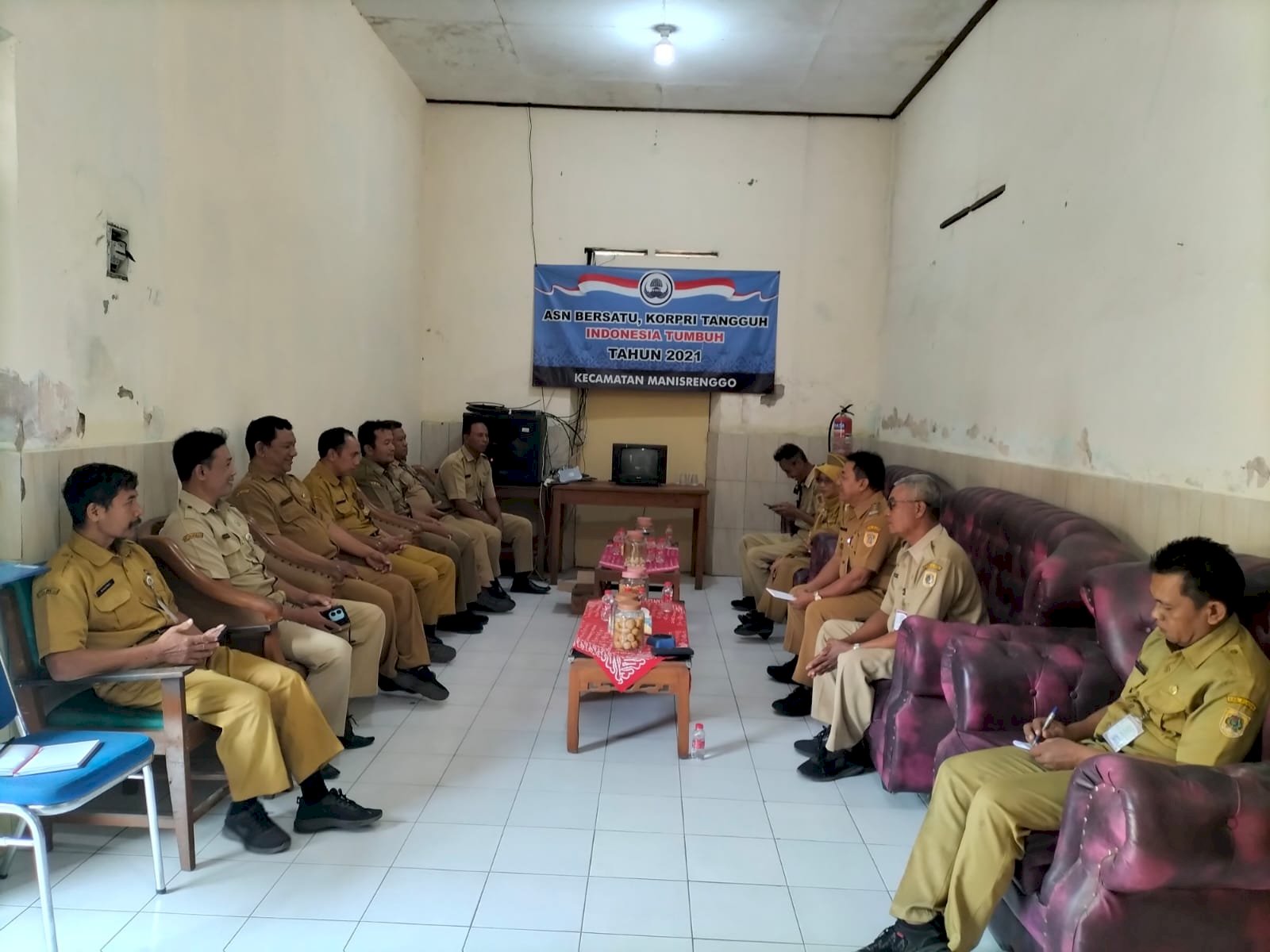 Rapat Koordinasi Internal ASN Kecamatan Manisrenggo