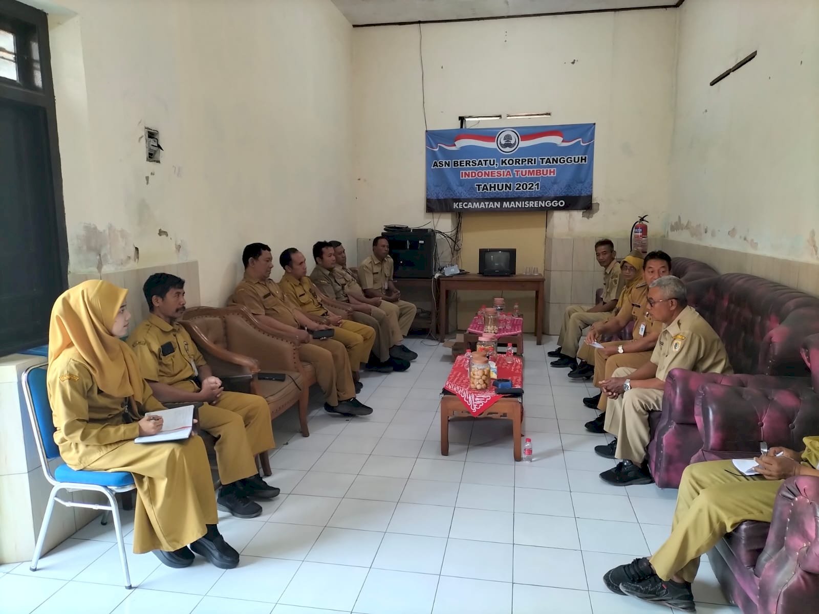 Rapat Koordinasi Internal ASN Kecamatan Manisrenggo