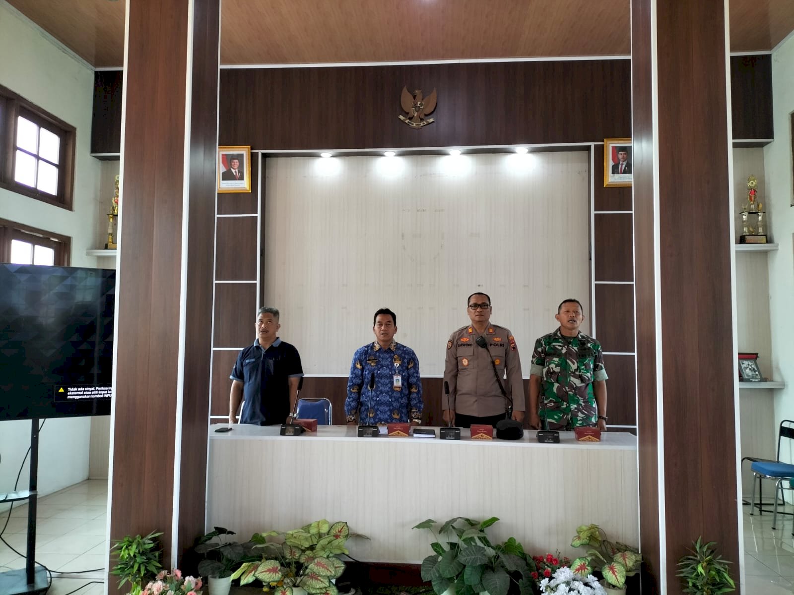Rapat Pembubaran Panitia HUT Pemda Klaten ke-222 dan HUT ke-81 Republik Indonesia Kecamatan Manisrenggo