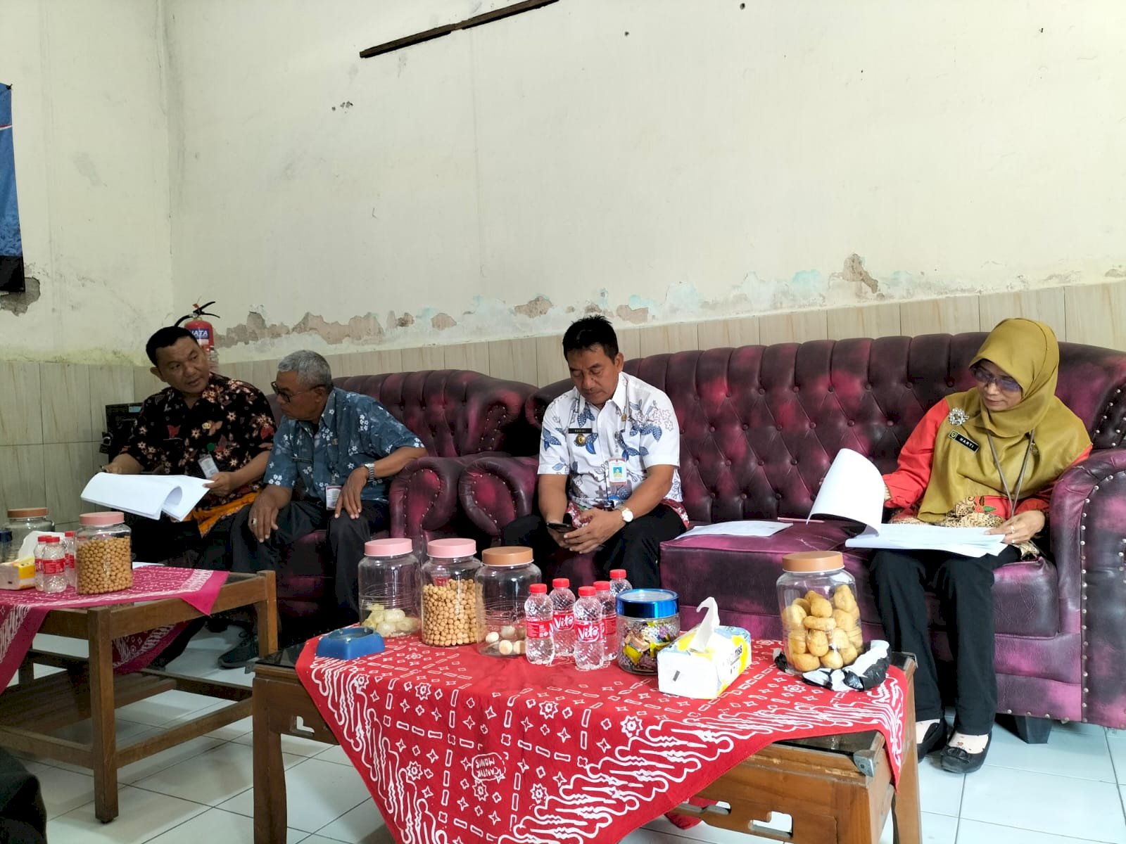 Rapat Koordinasi Intern terkait Persiapan Verifikasi dan Validasi Lapangan Evaluasi Kinerja Kecamatan (EKK) tahun 2026 Kecamatan Manisrenggo
